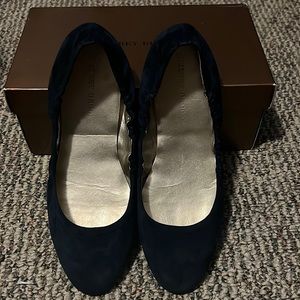 Audrey Brooke navy blue flats